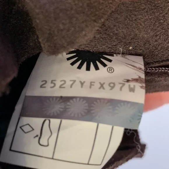 UGG Classic Unlined Mini Boot Size 6 Plum/Eggplant - Picture 8 of 10